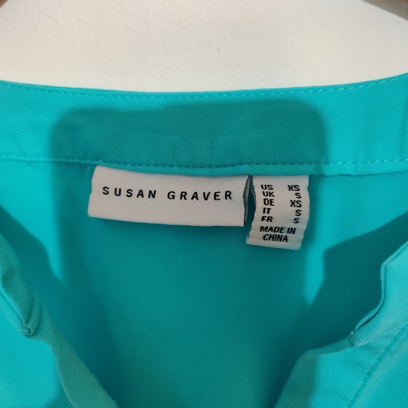 Susan Graver Long blouse - Picture 5 of 11